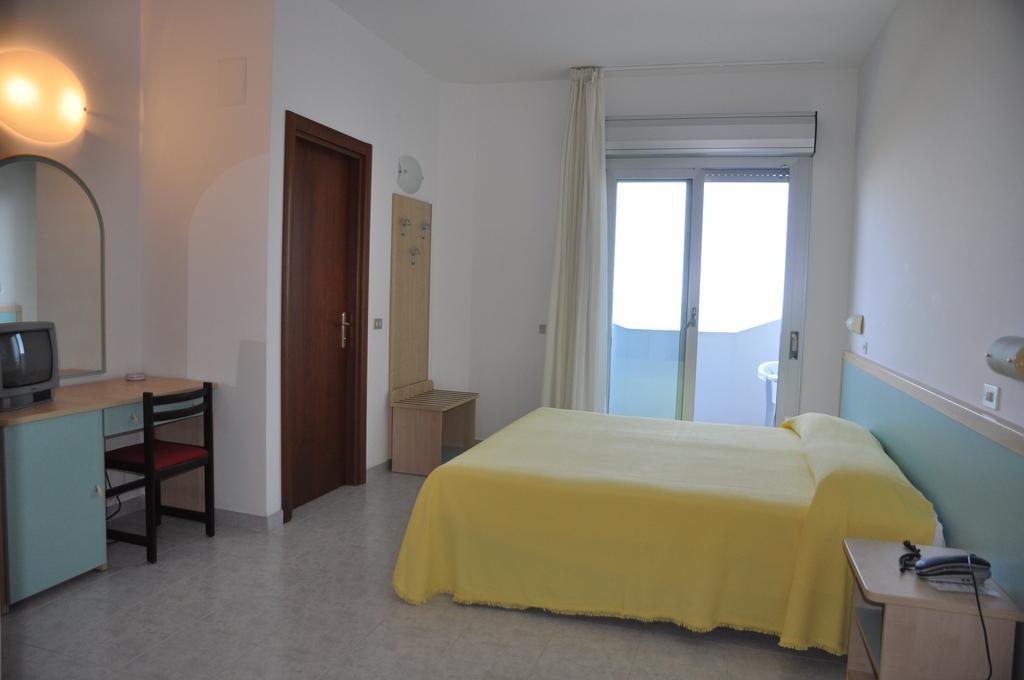 Standard Double Room Balcony,249864873:JPEG